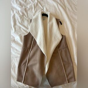 NEW Susina Cardigan